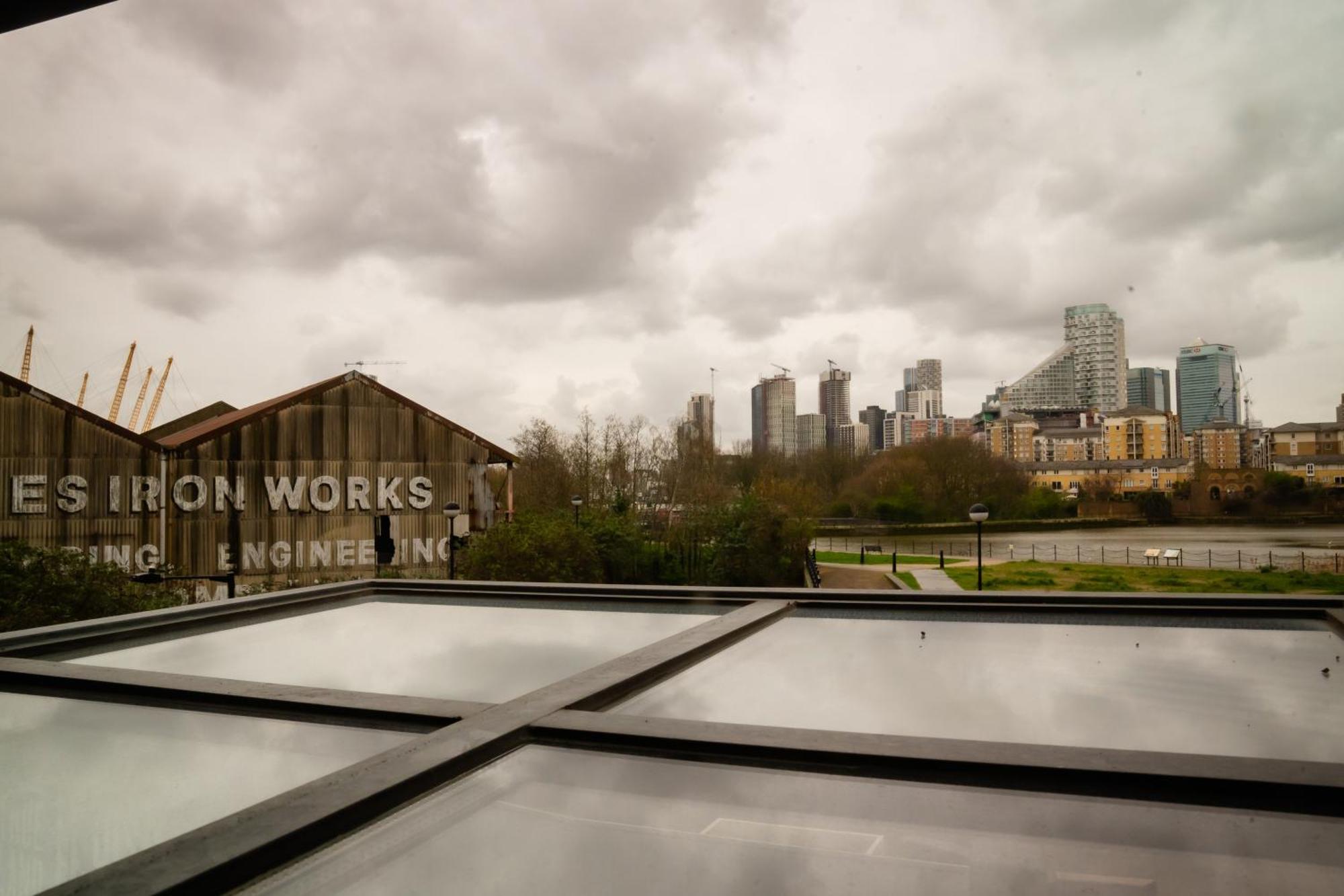 Loft Style Apartment Near O2, Abba Voyage, Excel Londres Exterior foto